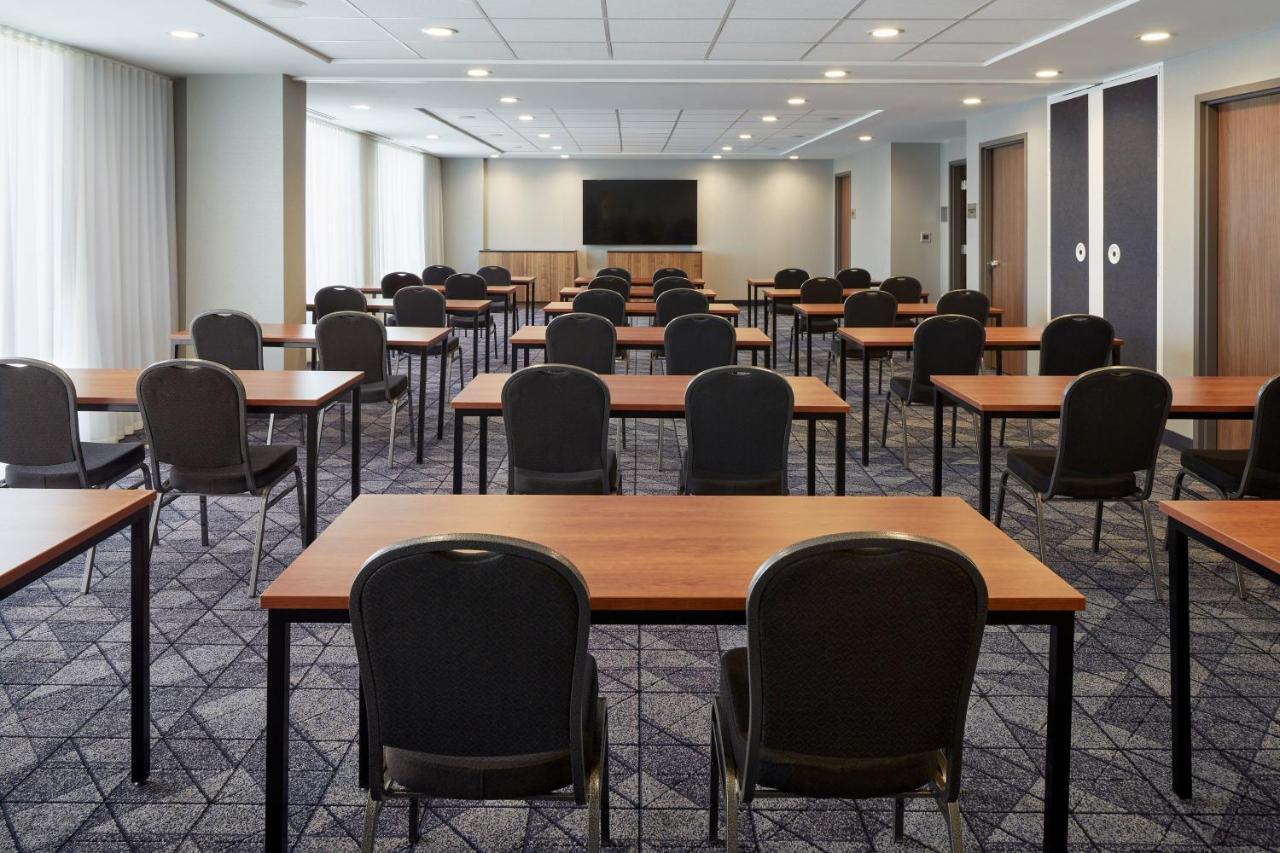 Residence Inn Montreal Midtown Экстерьер фото