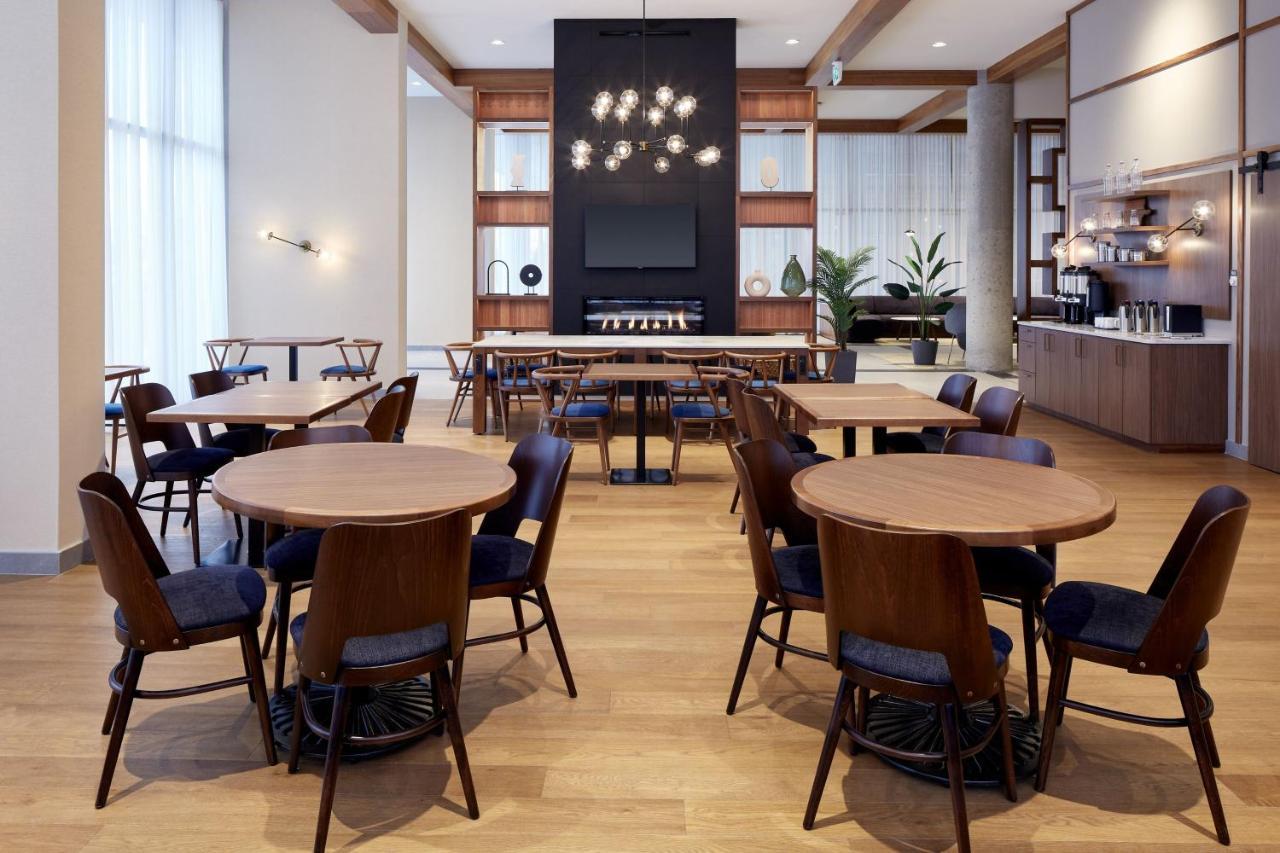 Residence Inn Montreal Midtown Экстерьер фото