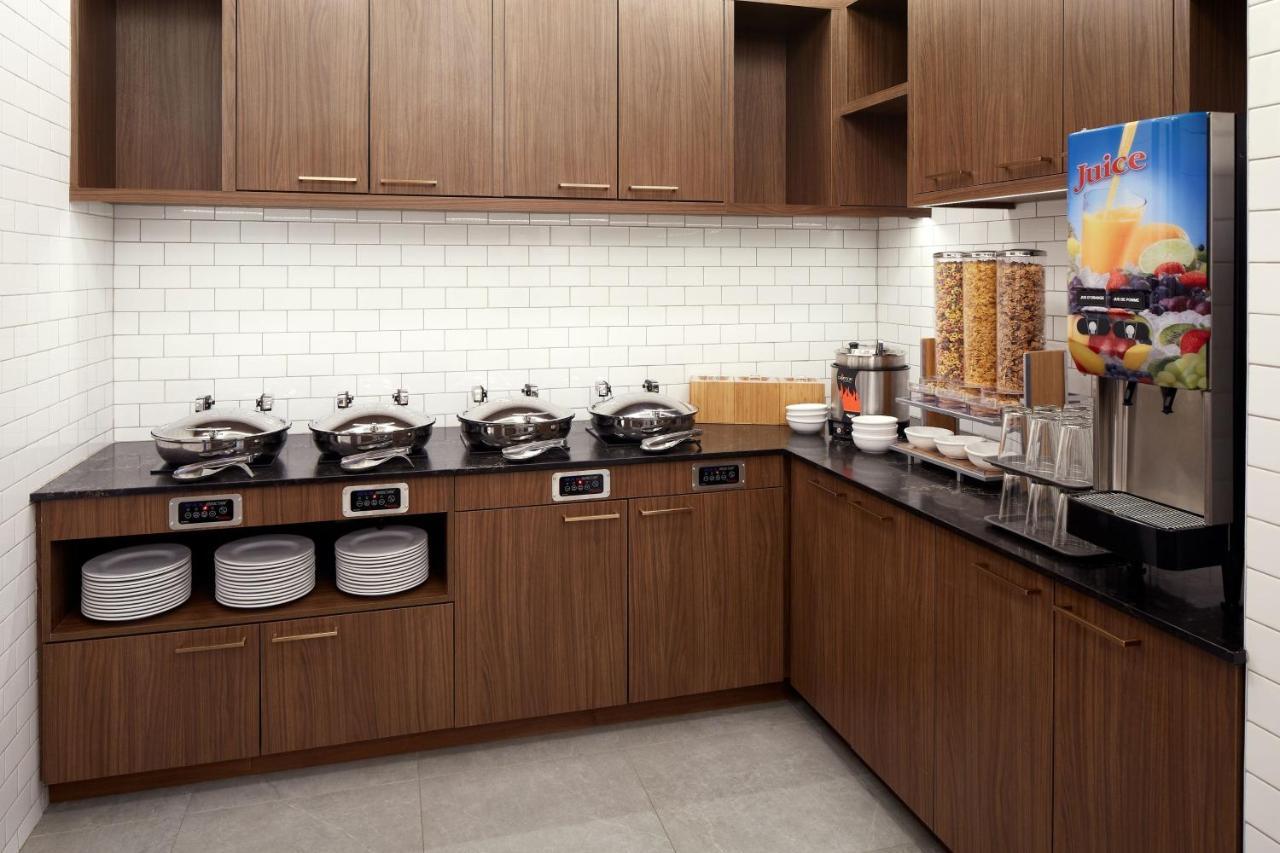 Residence Inn Montreal Midtown Экстерьер фото